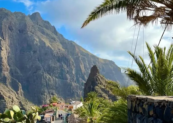 Nueva Esperanza El Cano In Sea