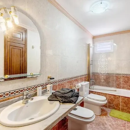 Nueva Esperanza El Cano In Sea Radazul