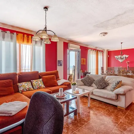 Nueva Esperanza El Cano In Sea Radazul