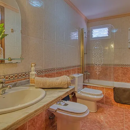Sea Apartament El Cano In Sea Beach Apartment