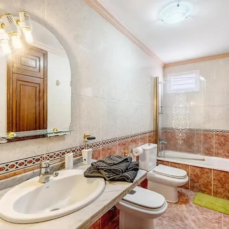Appartement Nueva Esperanza El Cano In Sea Radazul